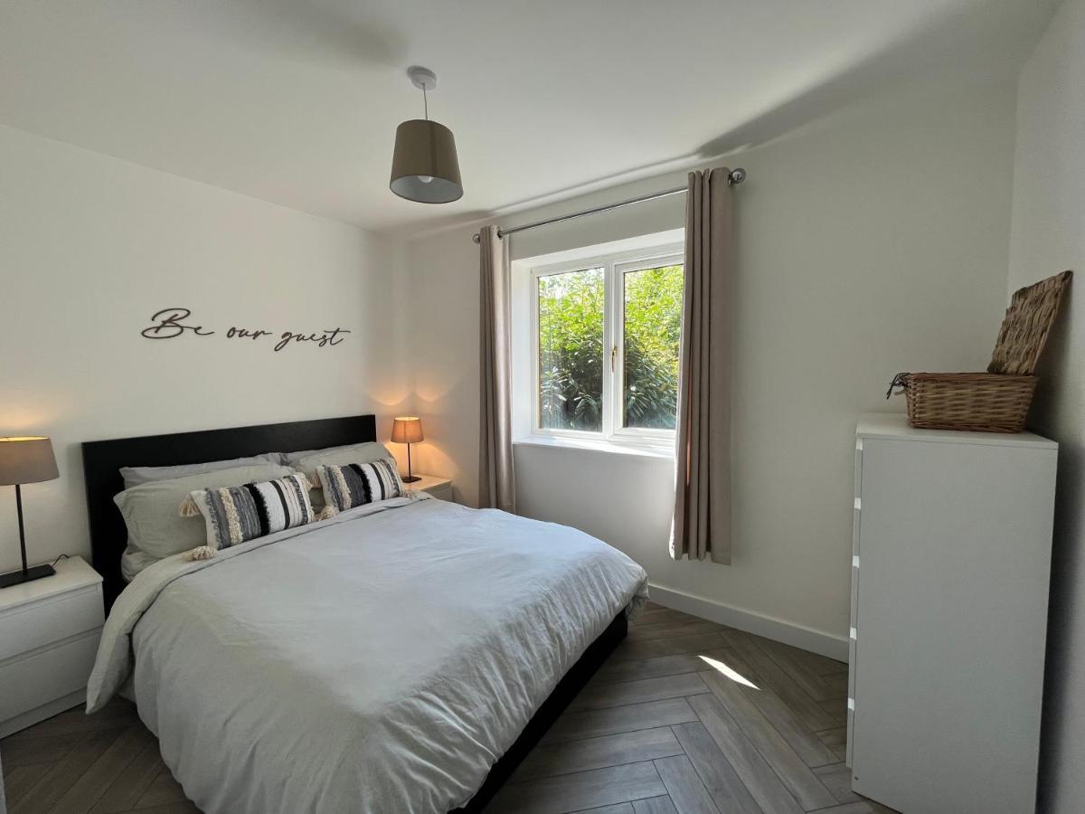 Contemporary 1 Bedroom Apartment Normanton  Εξωτερικό φωτογραφία